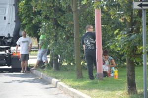 Za benzínkou Shell v ČL (Út 21.7.2015)